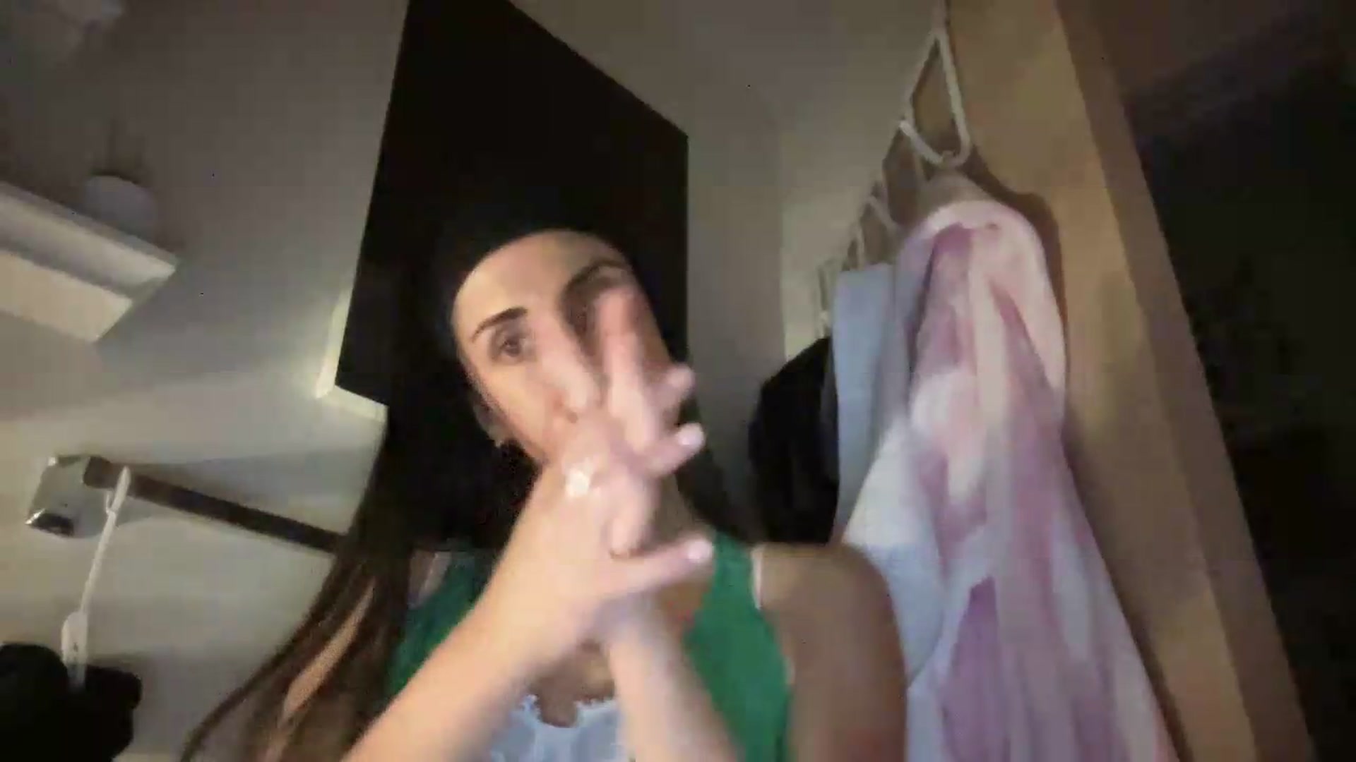 Gallery image thumbnail from LittlePersian's myfreecams stream on, 08/09/2026, 08:59 image 5 of 20