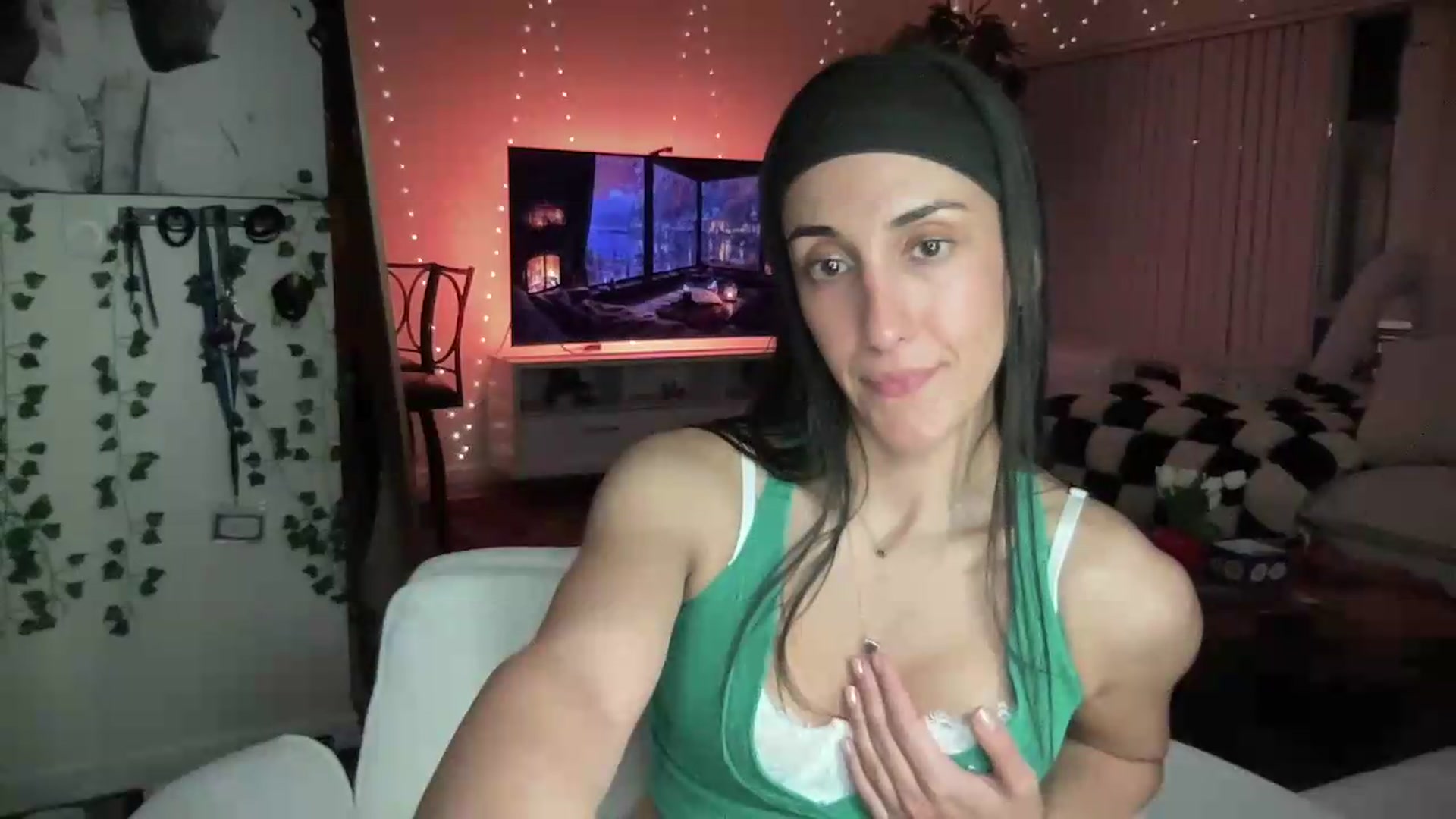 Gallery image thumbnail from LittlePersian's myfreecams stream on, 08/09/2026, 08:59 image 14 of 20