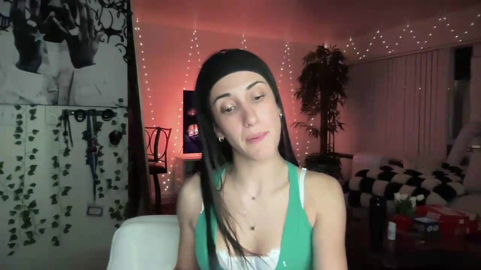 Gallery image thumbnail from LittlePersian's myfreecams stream on, 08/09/2026, 11:23 image 3 of 20