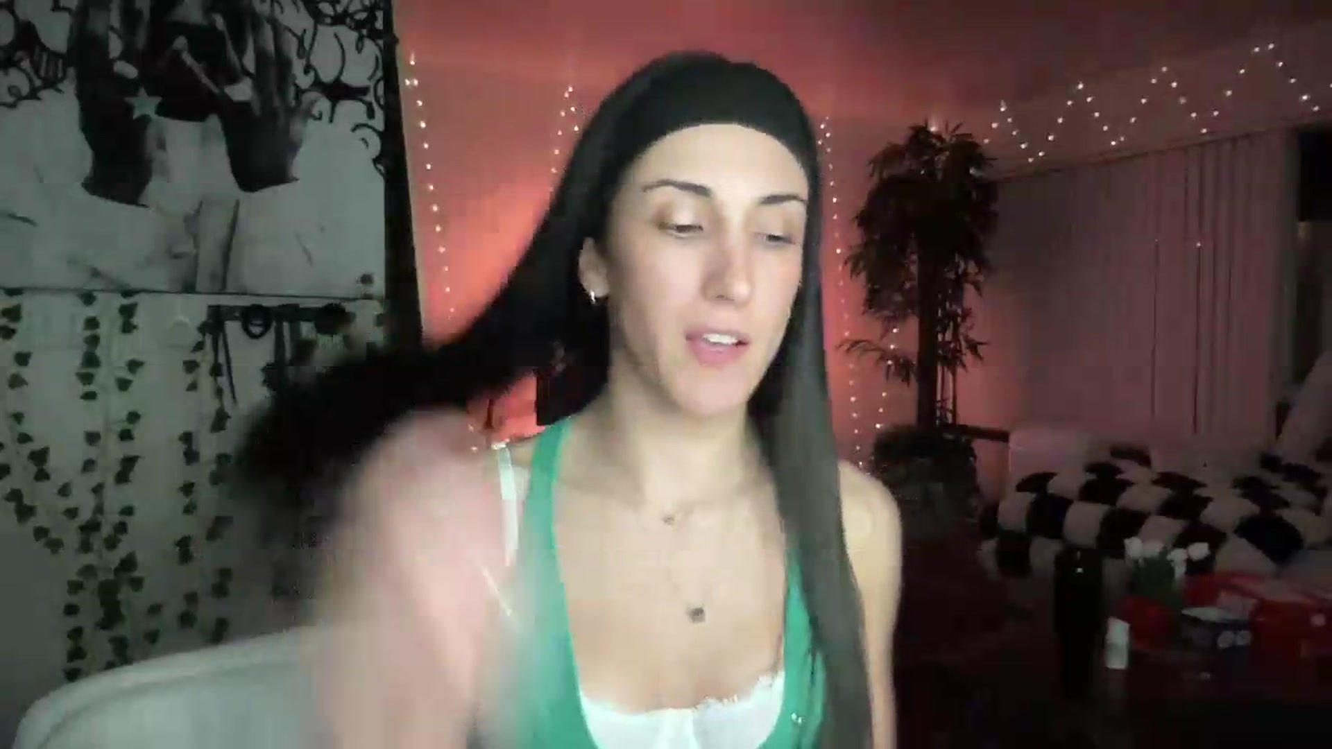 Gallery image thumbnail from LittlePersian's myfreecams stream on, 08/09/2026, 11:23 image 4 of 20