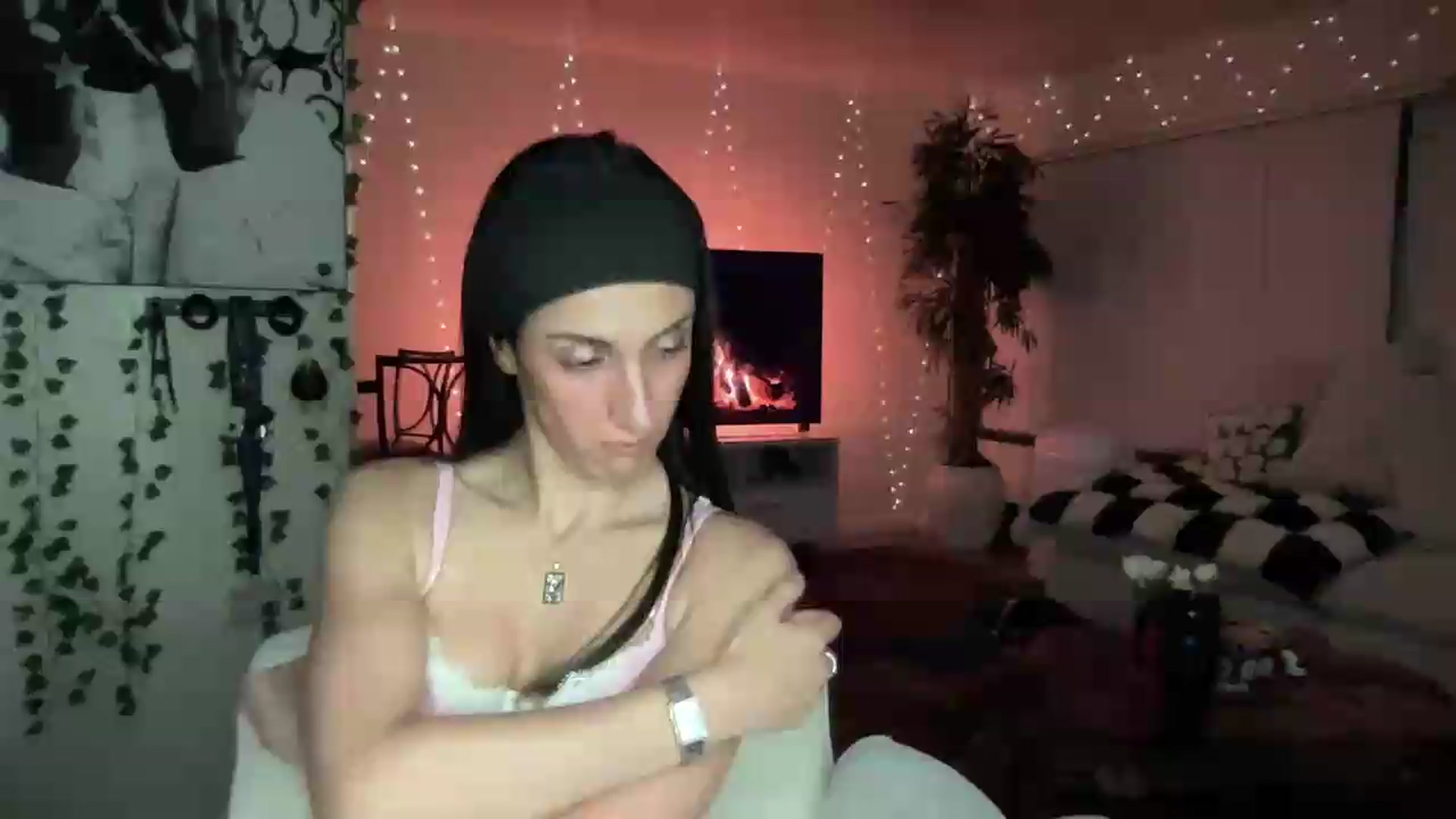 Gallery image thumbnail from LittlePersian's myfreecams stream on, 08/30/2026, 09:44 image 1 of 20