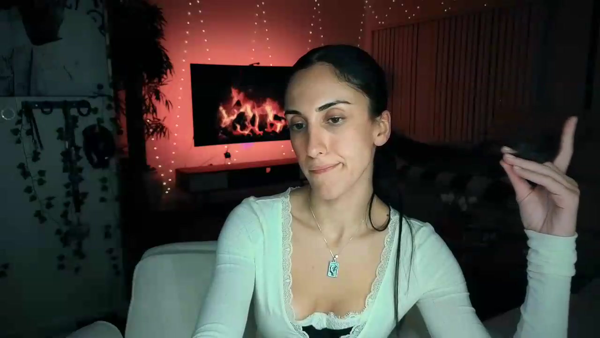 Gallery image thumbnail from LittlePersian's myfreecams stream on, 09/06/2026, 12:59 image 17 of 20