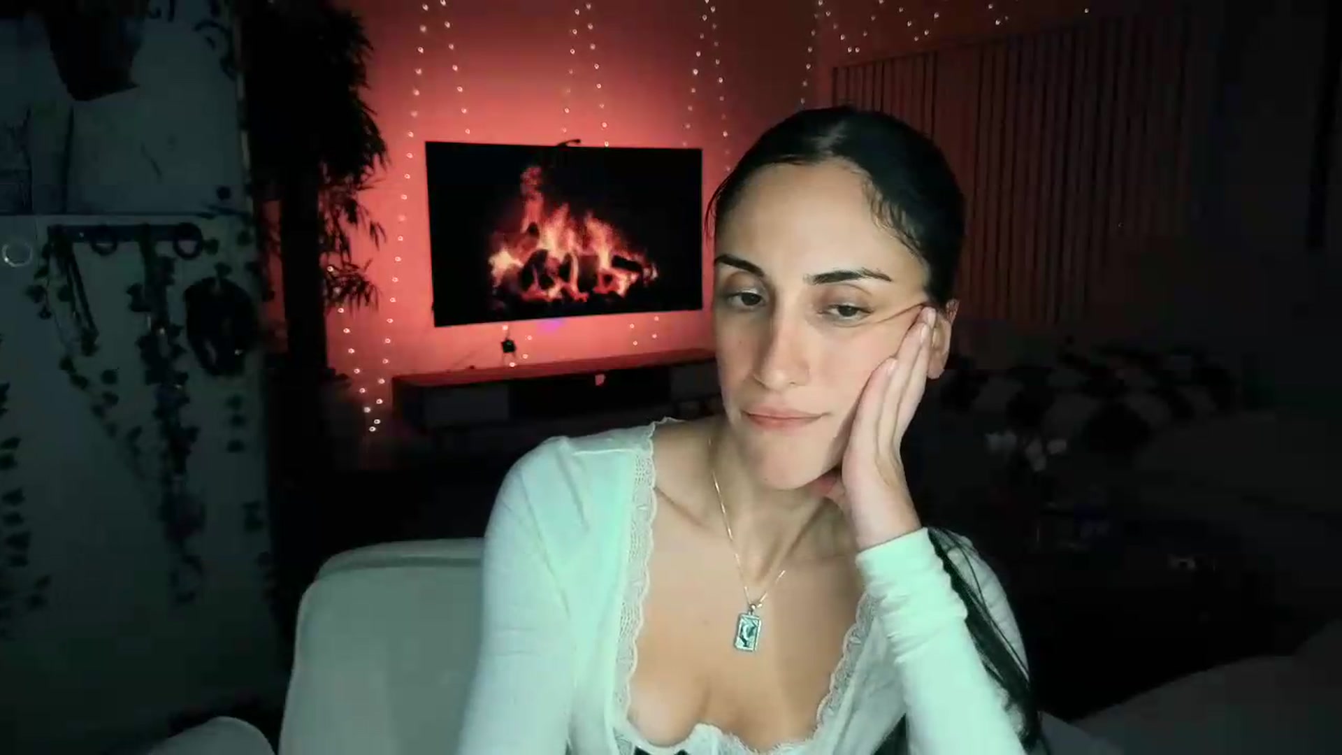 Gallery image thumbnail from LittlePersian's myfreecams stream on, 09/06/2026, 12:59 image 15 of 20