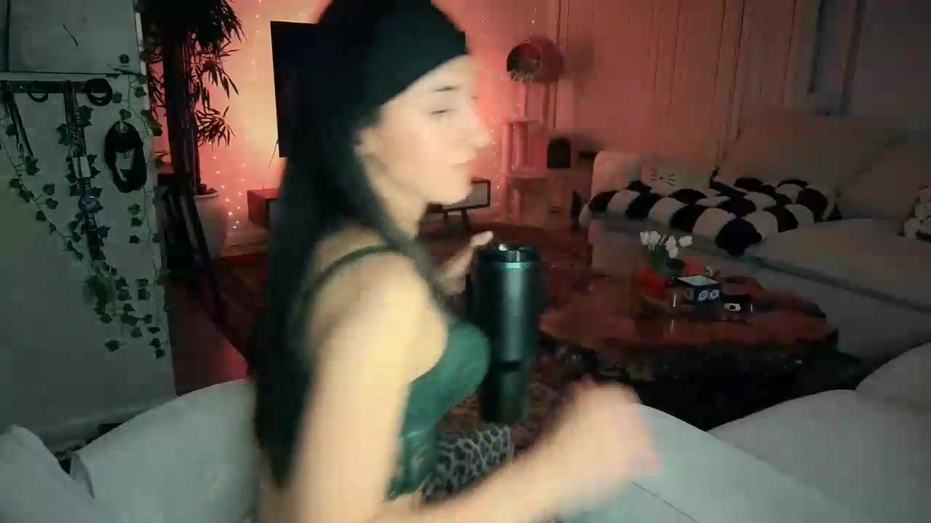 Gallery image thumbnail from LittlePersian's myfreecams stream on, 09/07/2026, 08:17 image 2 of 20