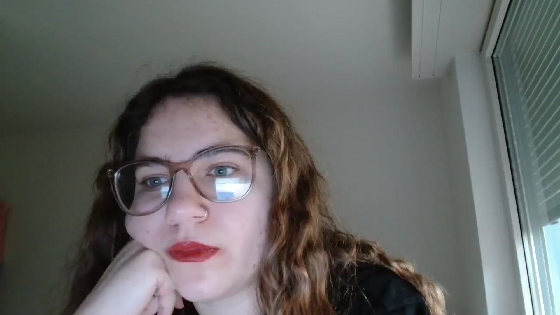 Gallery image thumbnail from LittlePoli's myfreecams stream on, 12/24/2025, 12:07 image 3 of 20