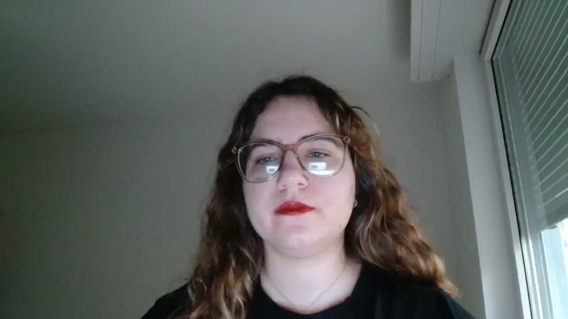 Gallery image thumbnail from LittlePoli's myfreecams stream on, 12/24/2025, 12:07 image 17 of 20