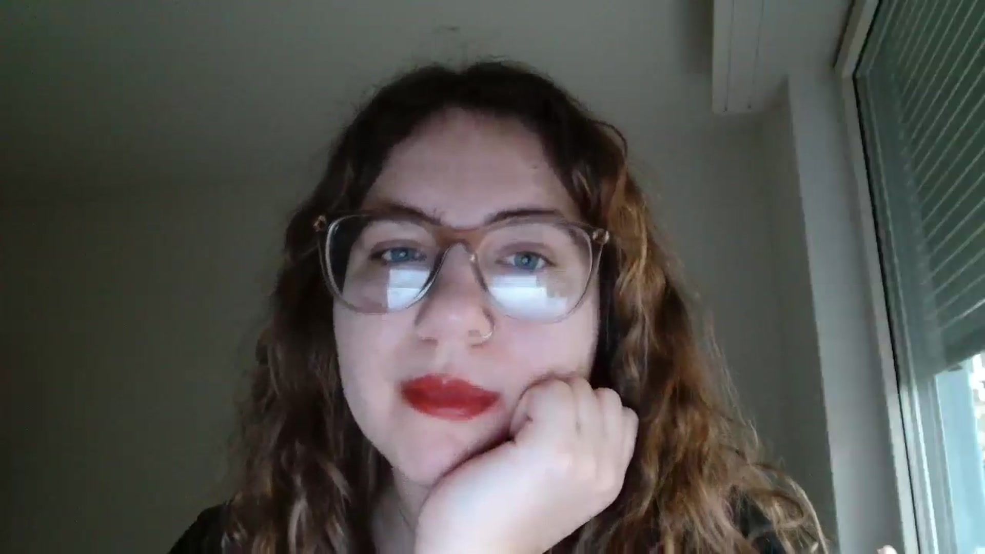 Gallery image thumbnail from LittlePoli's myfreecams stream on, 12/24/2025, 12:34 image 2 of 20