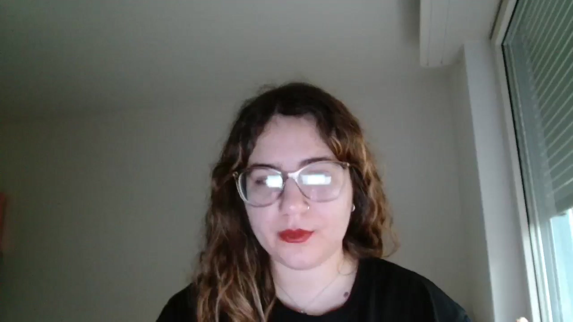 Gallery image thumbnail from LittlePoli's myfreecams stream on, 12/24/2025, 12:34 image 10 of 20