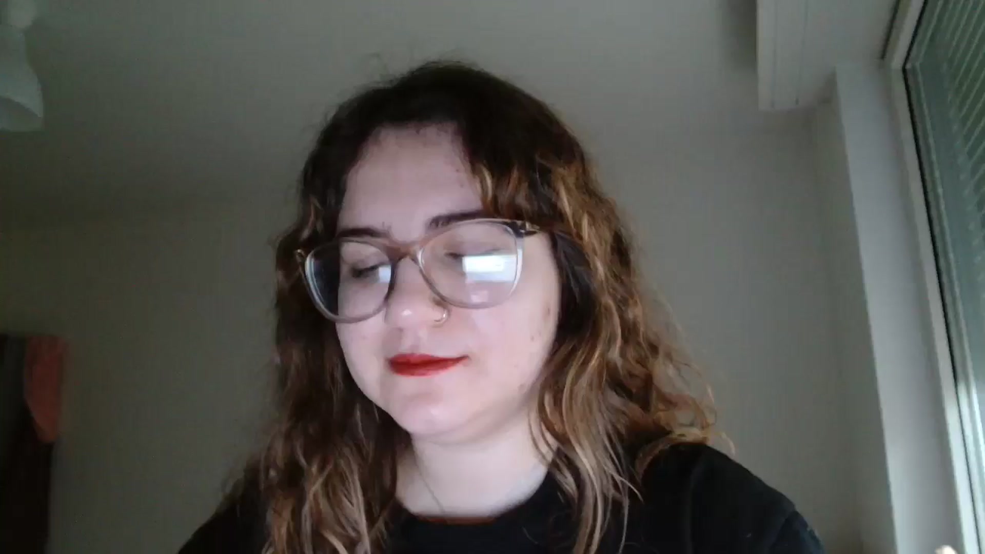 Gallery image thumbnail from LittlePoli's myfreecams stream on, 12/24/2025, 12:34 image 16 of 20