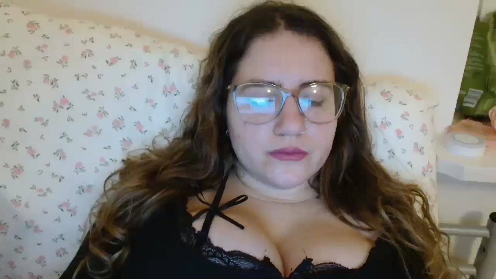 Gallery image thumbnail from LittlePoli's myfreecams stream on, 01/20/2026, 10:33 image 12 of 20