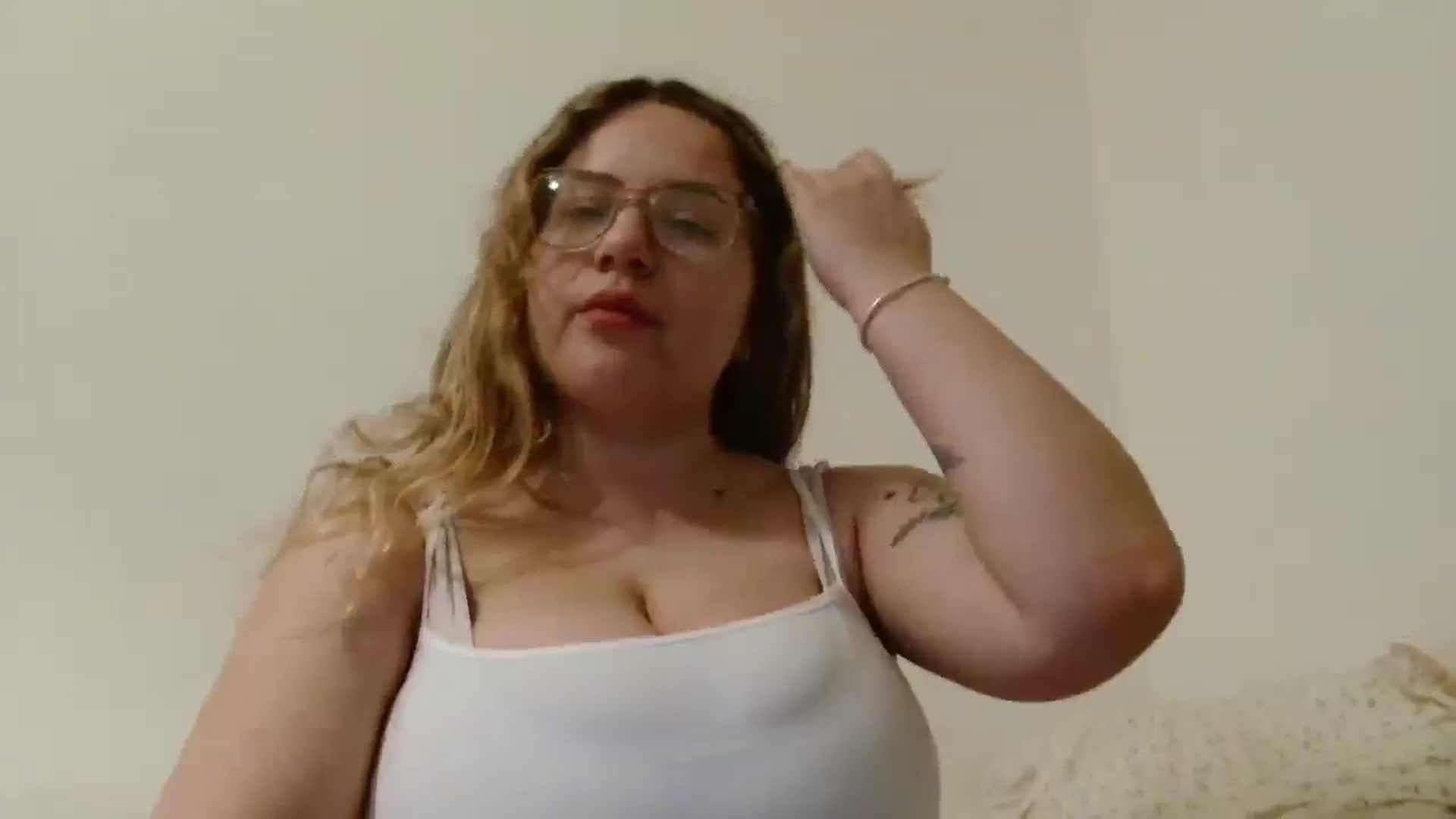 Gallery image thumbnail from LittlePoli's myfreecams stream on, 03/08/2026, 18:15 image 10 of 20