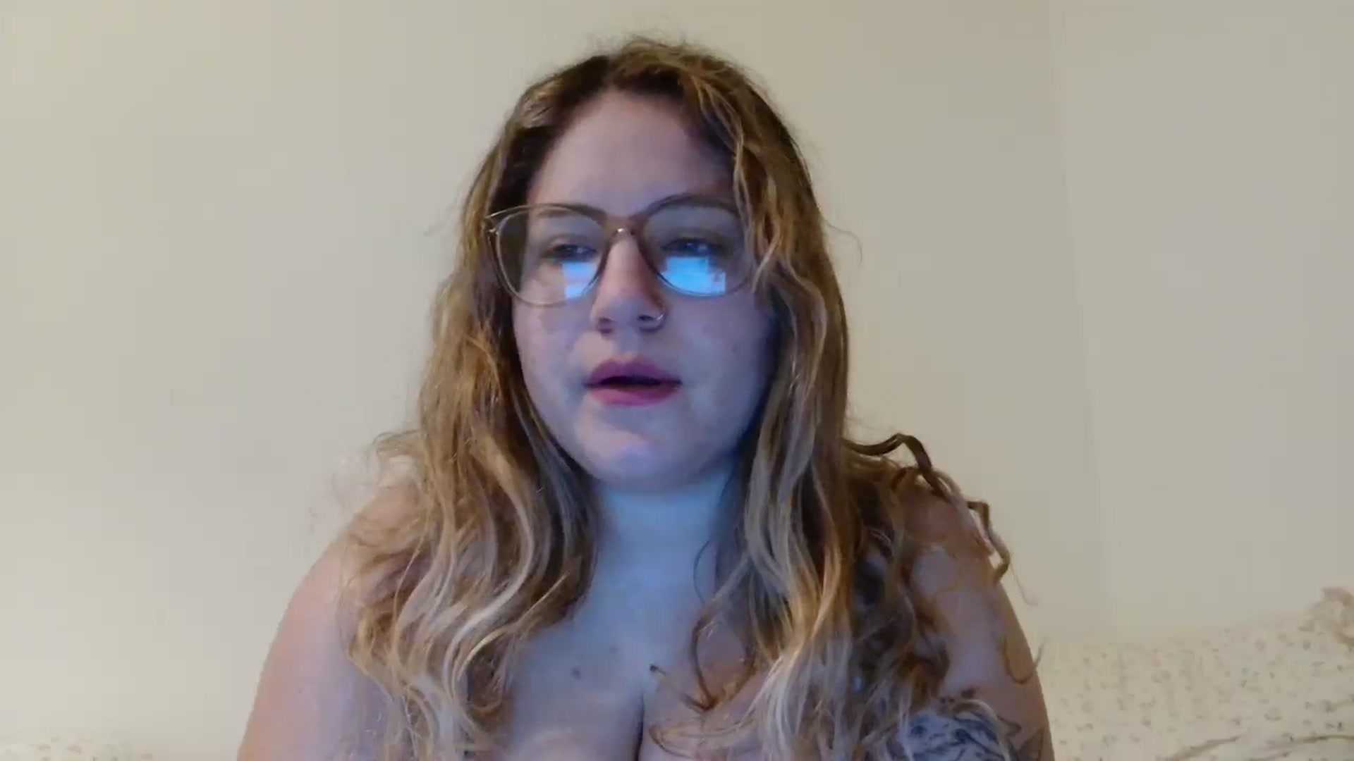 Gallery image thumbnail from LittlePoli's myfreecams stream on, 03/08/2026, 18:15 image 16 of 20