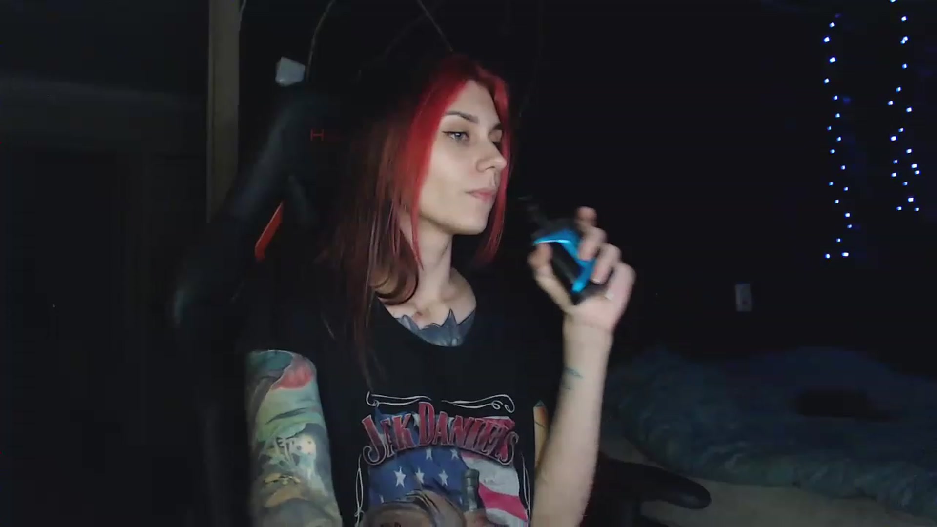 Gallery image thumbnail from LittleSadness's myfreecams stream on, 11/20/2022, 04:01 image 19 of 20
