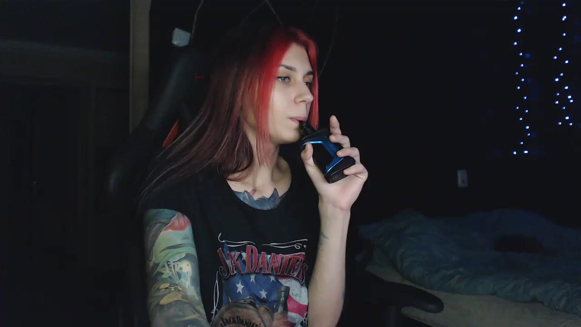 Gallery image thumbnail from LittleSadness's myfreecams stream on, 11/20/2022, 04:01 image 18 of 20
