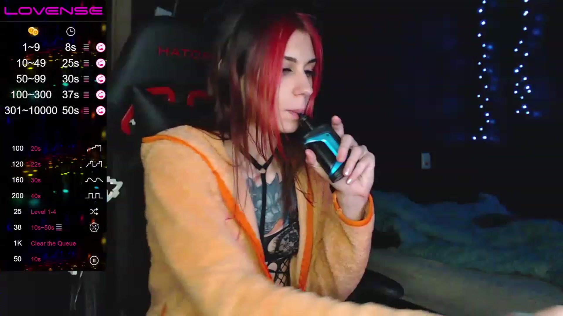 Gallery image thumbnail from LittleSadness's myfreecams stream on, 11/26/2022, 24:32 image 8 of 20
