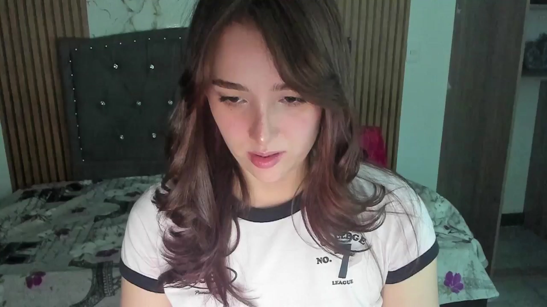 Gallery image thumbnail from LittleSofiG's myfreecams stream on, 03/12/2026, 06:07 image 17 of 20