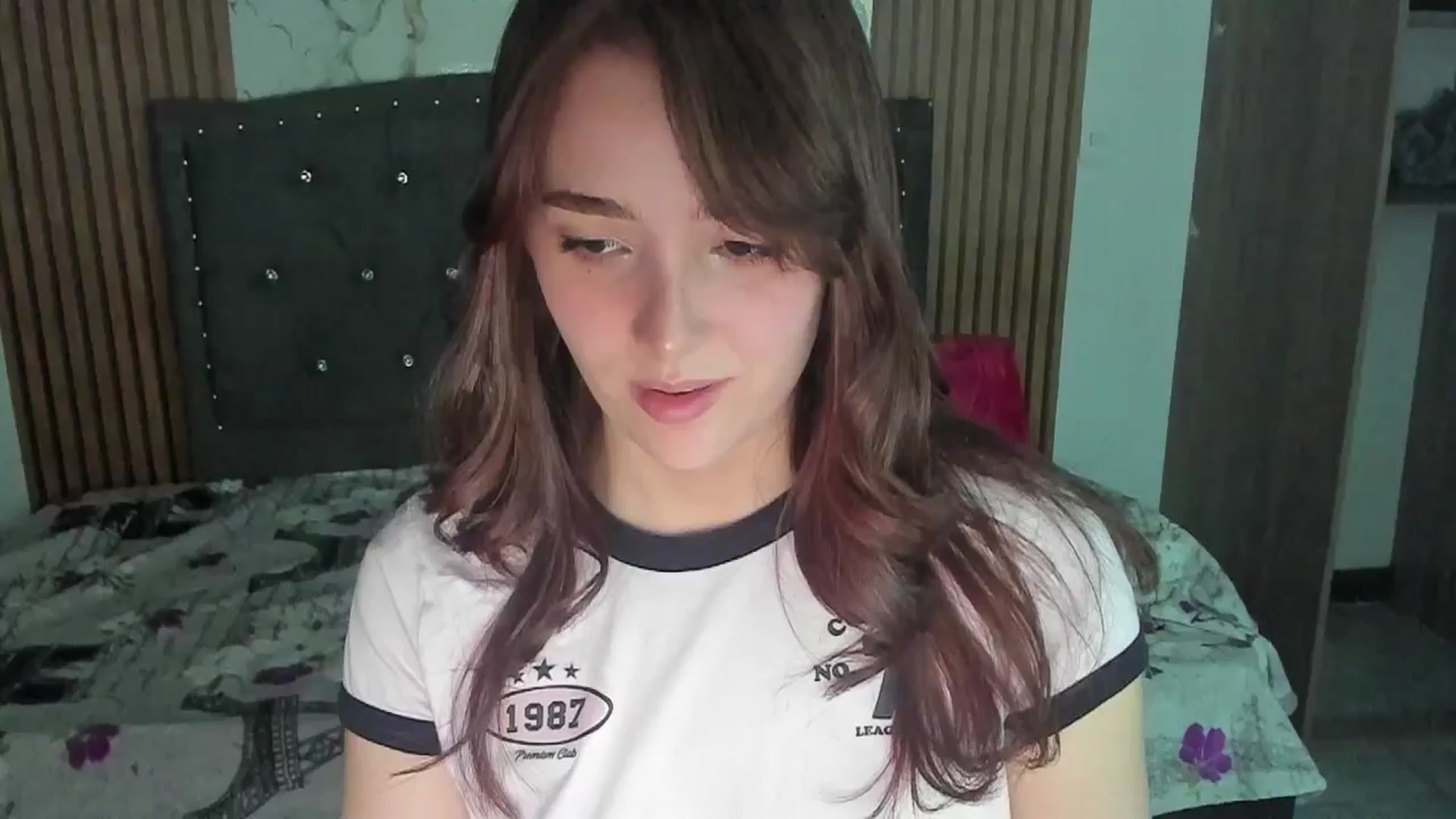 Gallery image thumbnail from LittleSofiG's myfreecams stream on, 03/12/2026, 06:07 image 13 of 20
