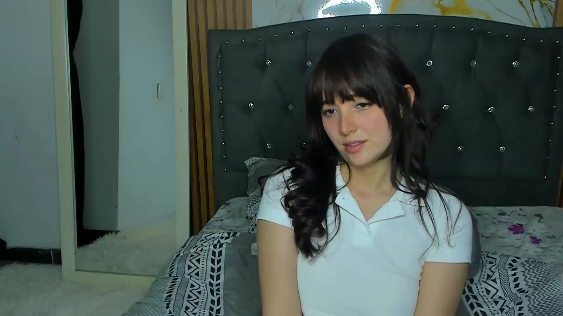 Gallery image thumbnail from LittleSofiG's myfreecams stream on, 08/14/2026, 06:06 image 19 of 20