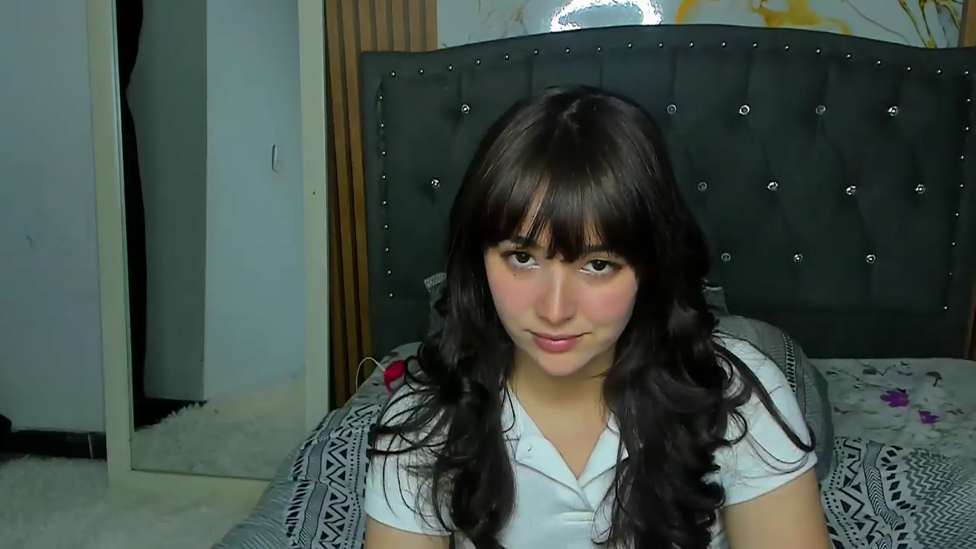 Gallery image thumbnail from LittleSofiG's myfreecams stream on, 08/14/2026, 06:06 image 11 of 20