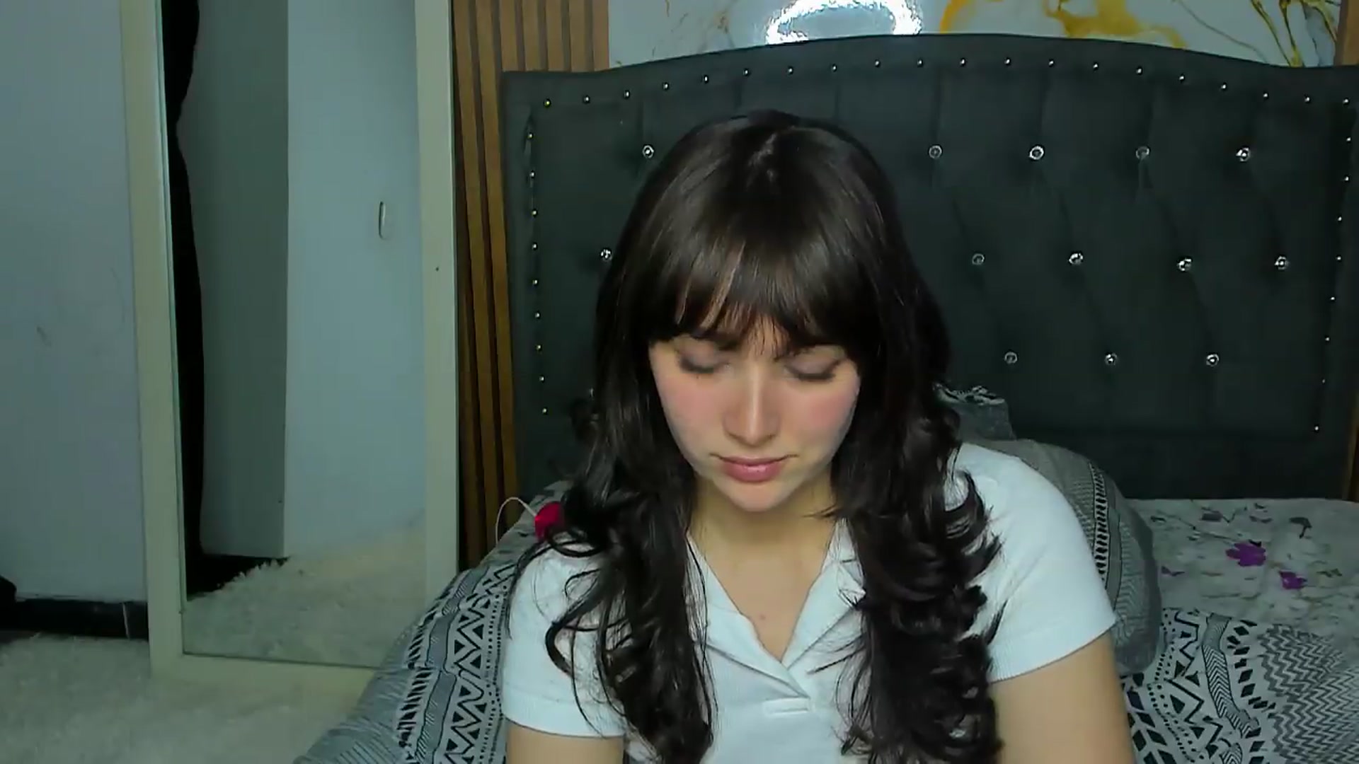 Gallery image thumbnail from LittleSofiG's myfreecams stream on, 08/14/2026, 06:06 image 13 of 20