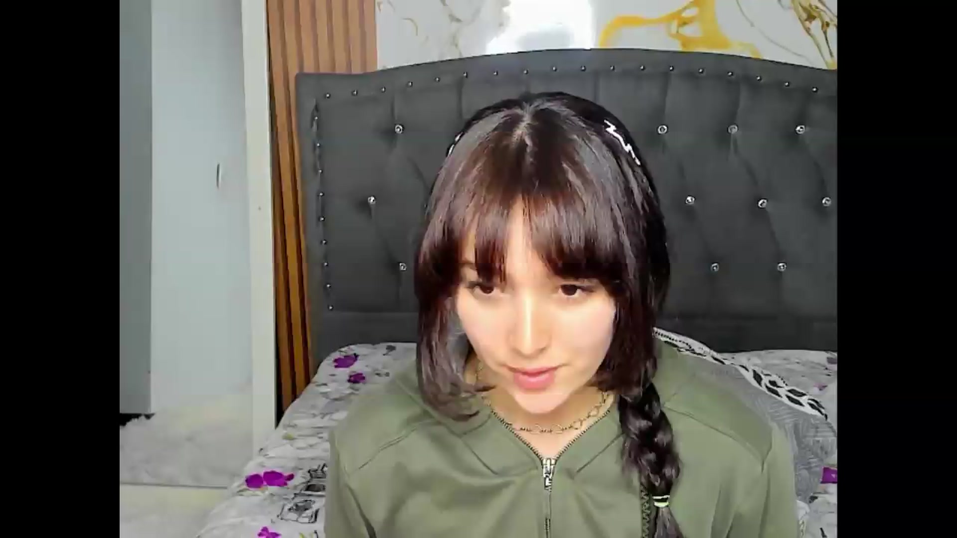 Gallery image thumbnail from LittleSofiG's myfreecams stream on, 08/20/2026, 06:12 image 1 of 20