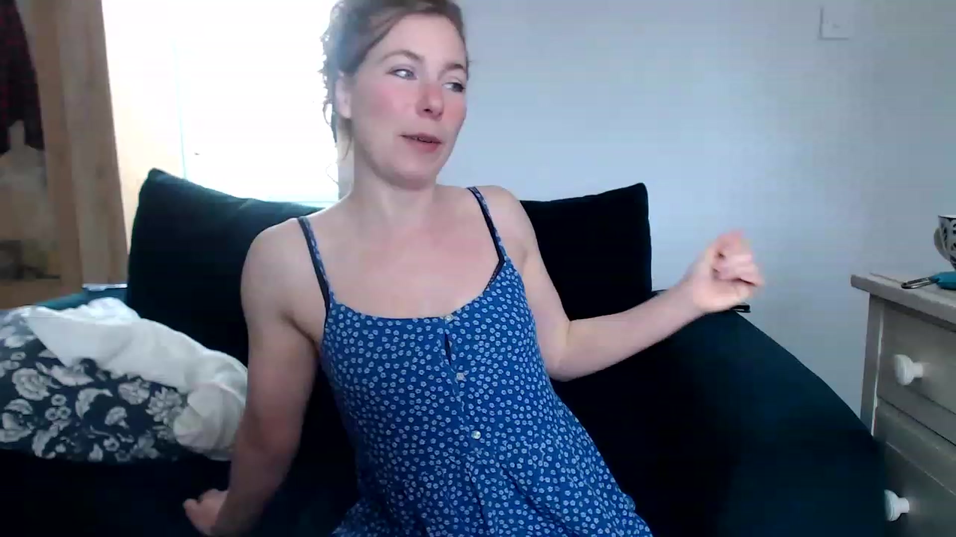Gallery image thumbnail from LittleTabby's myfreecams stream on, 04/22/2023, 11:43 image 6 of 20