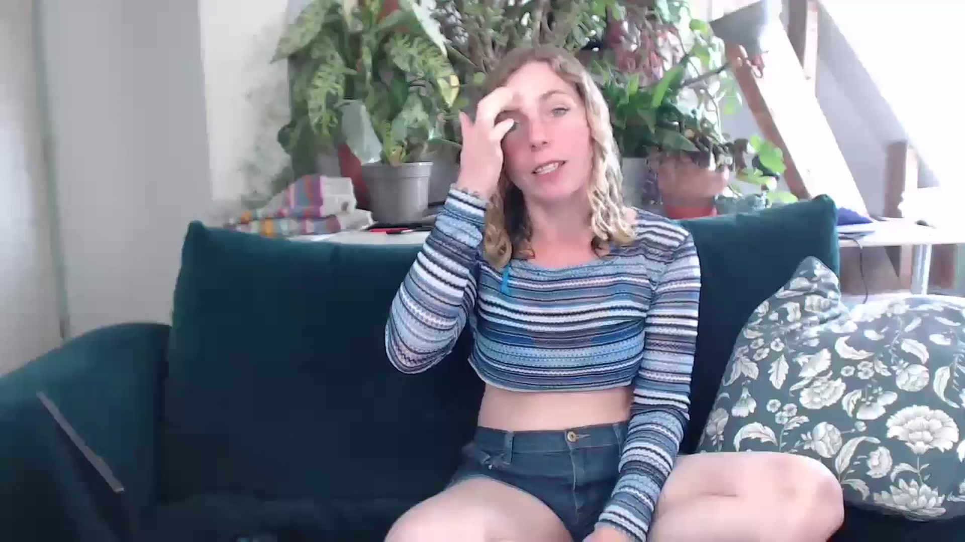 Gallery image thumbnail from LittleTabby's myfreecams stream on, 08/10/2024, 13:52 image 1 of 20