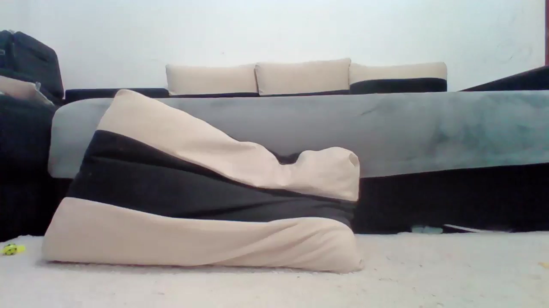 Gallery image thumbnail from LittleVirginX's myfreecams stream on, 05/18/2025, 11:40 image 19 of 20