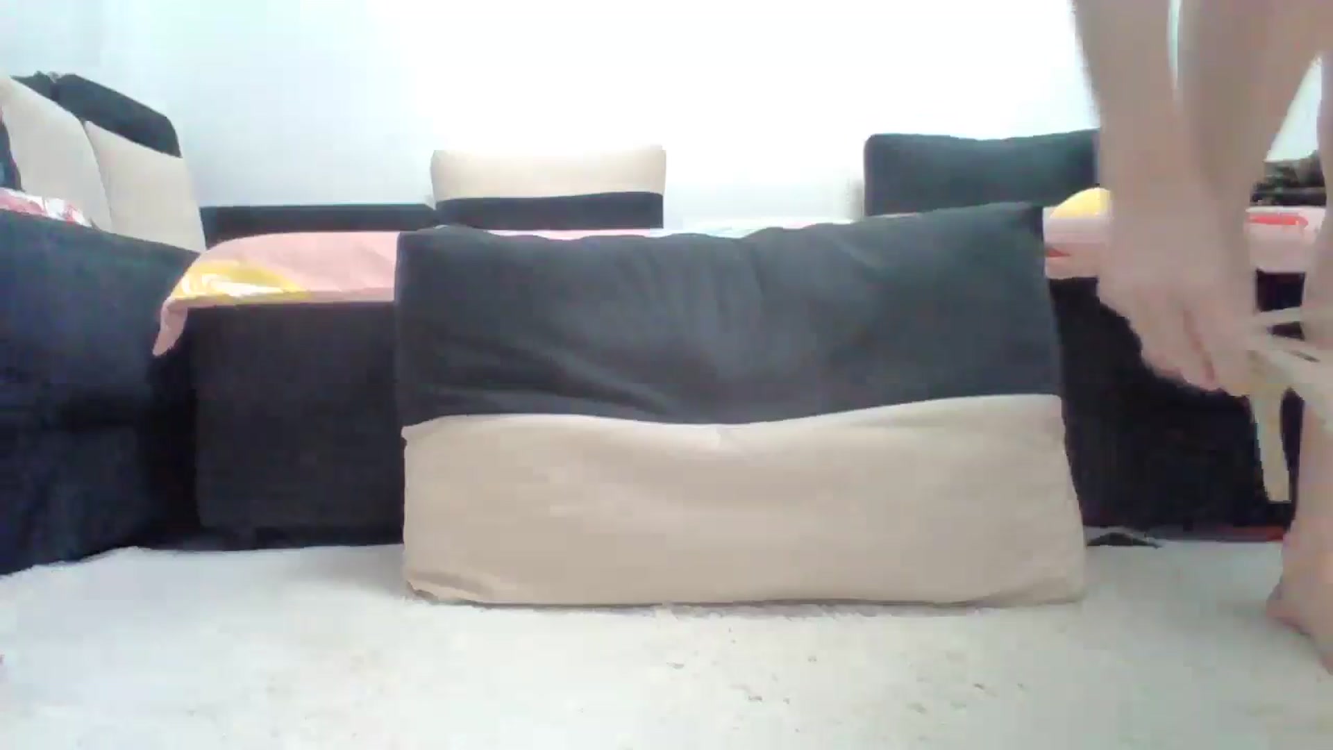 Gallery image thumbnail from LittleVirginX's myfreecams stream on, 05/18/2025, 20:03 image 14 of 20