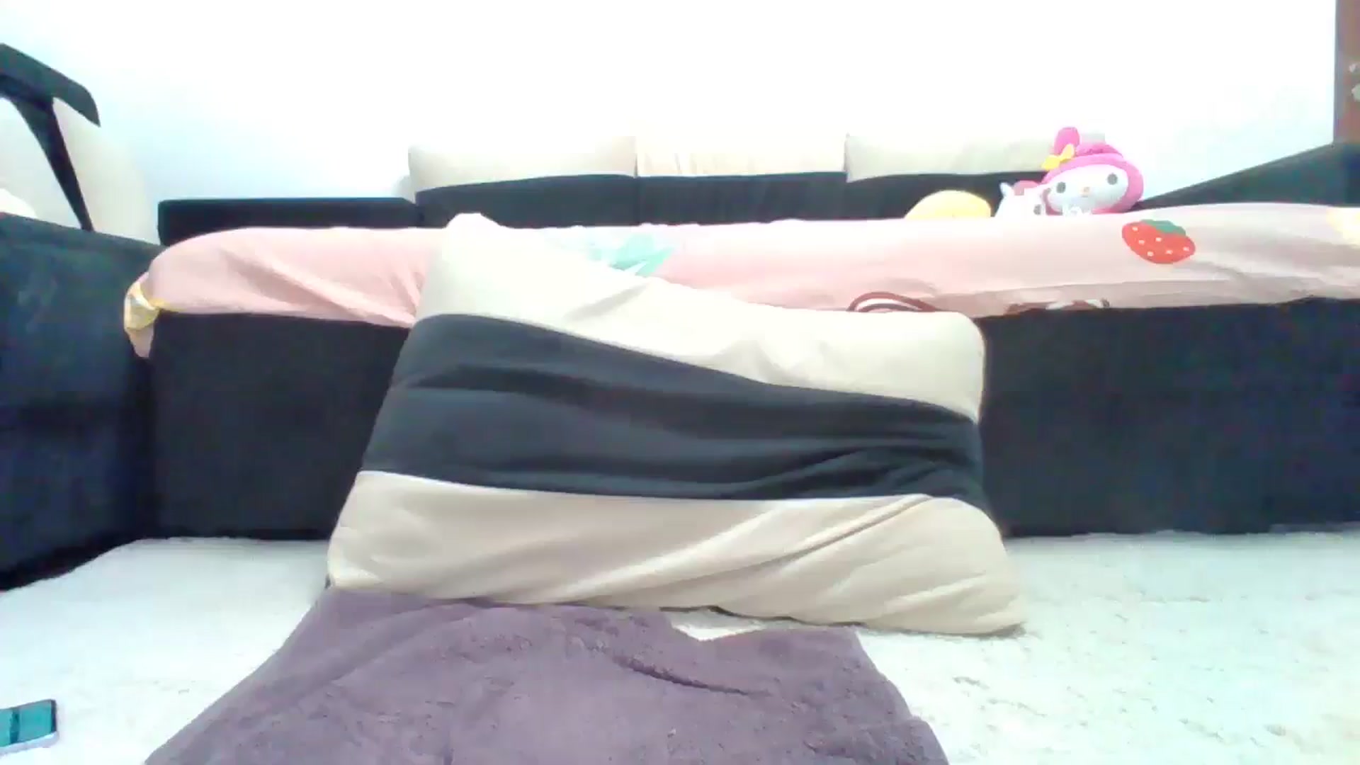 Gallery image thumbnail from LittleVirginX's myfreecams stream on, 06/20/2025, 21:39 image 13 of 20