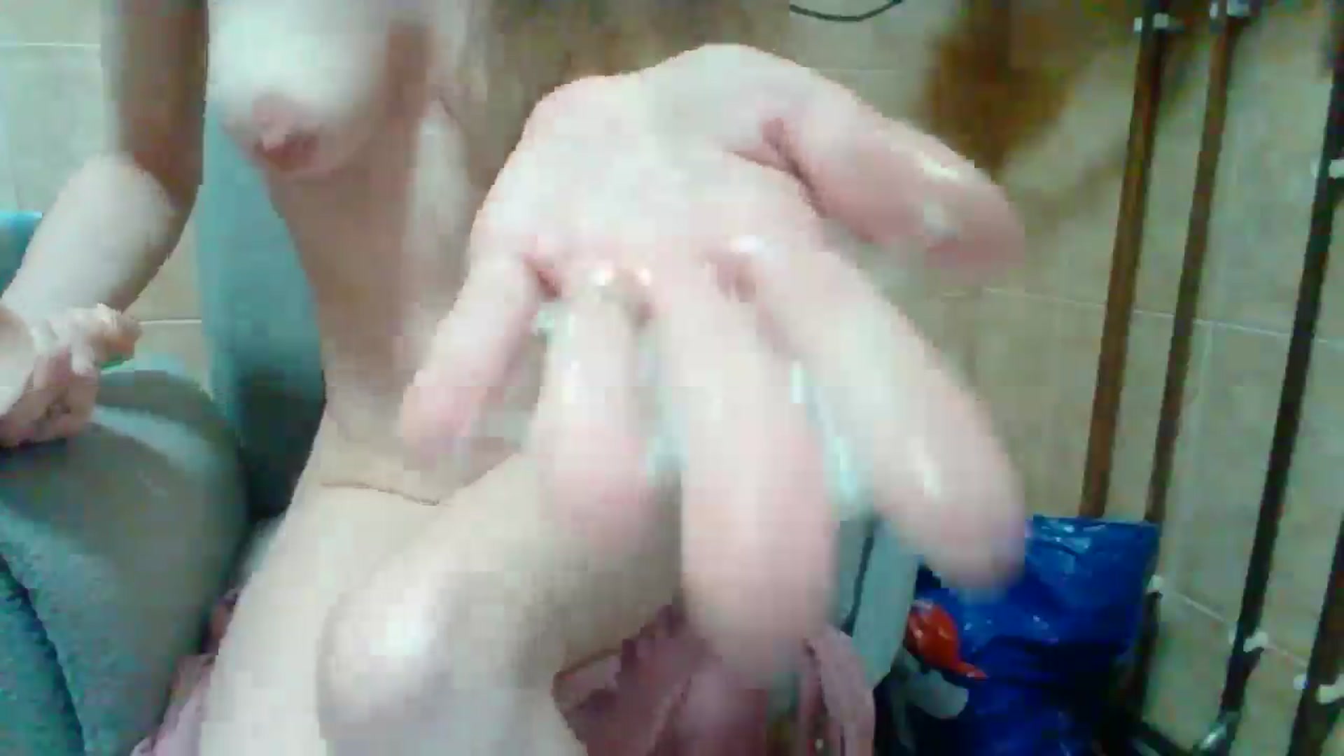 Gallery image thumbnail from LittleVirginX's myfreecams stream on, 06/28/2025, 20:05 image 12 of 20