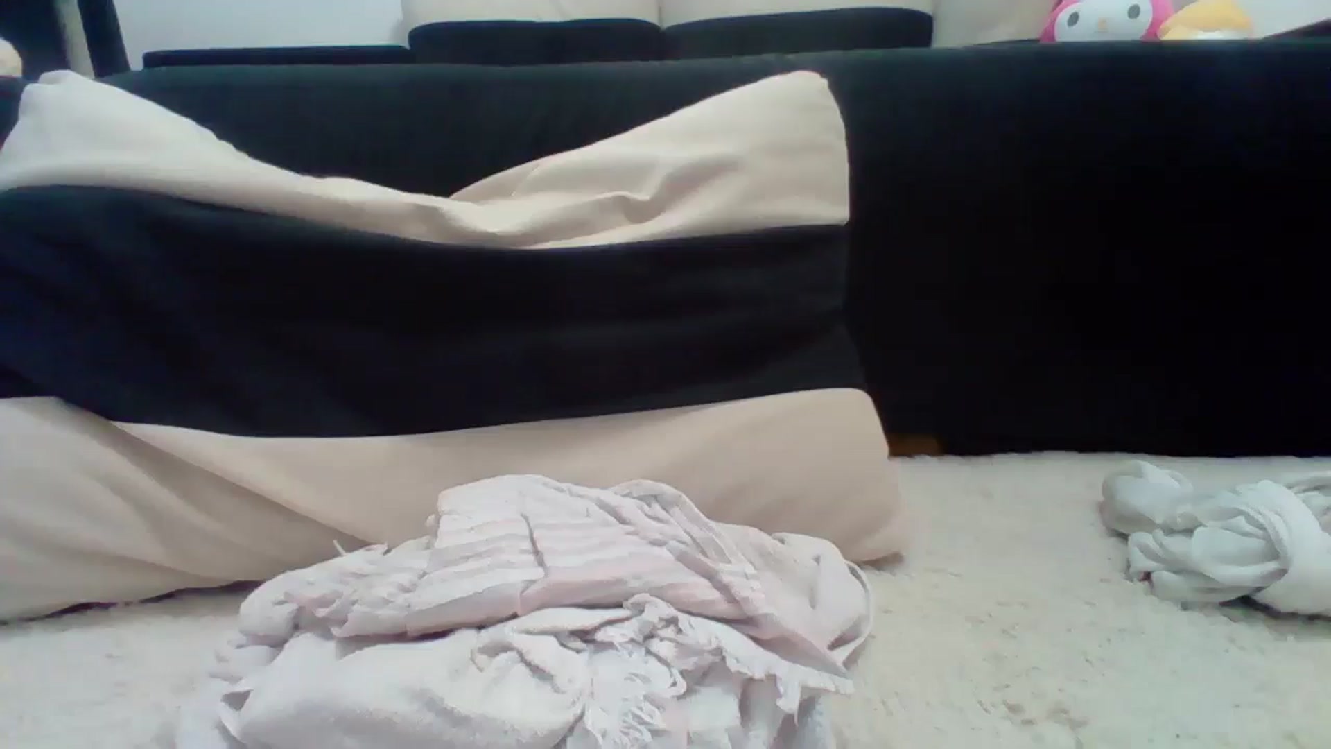 Gallery image thumbnail from LittleVirginX's myfreecams stream on, 06/30/2025, 13:08 image 9 of 20