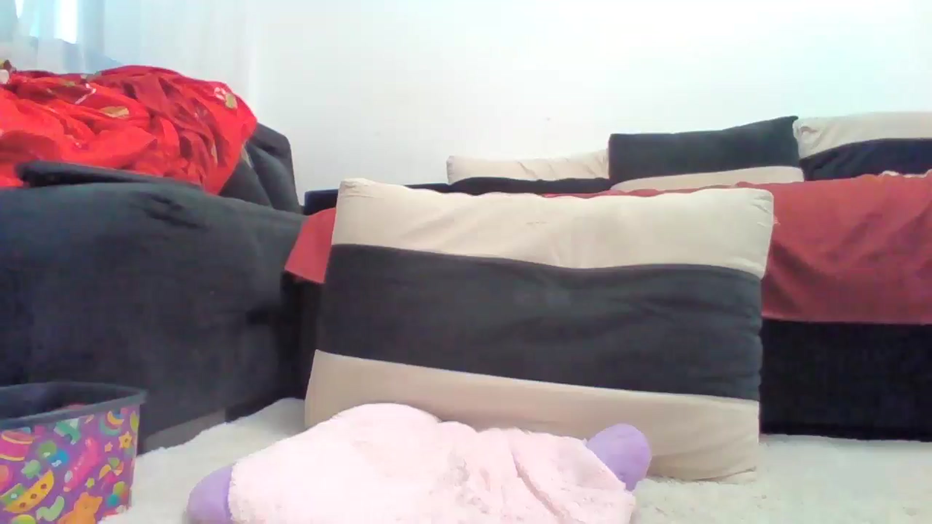 Gallery image thumbnail from LittleVirginX's myfreecams stream on, 09/01/2025, 12:55 image 7 of 20