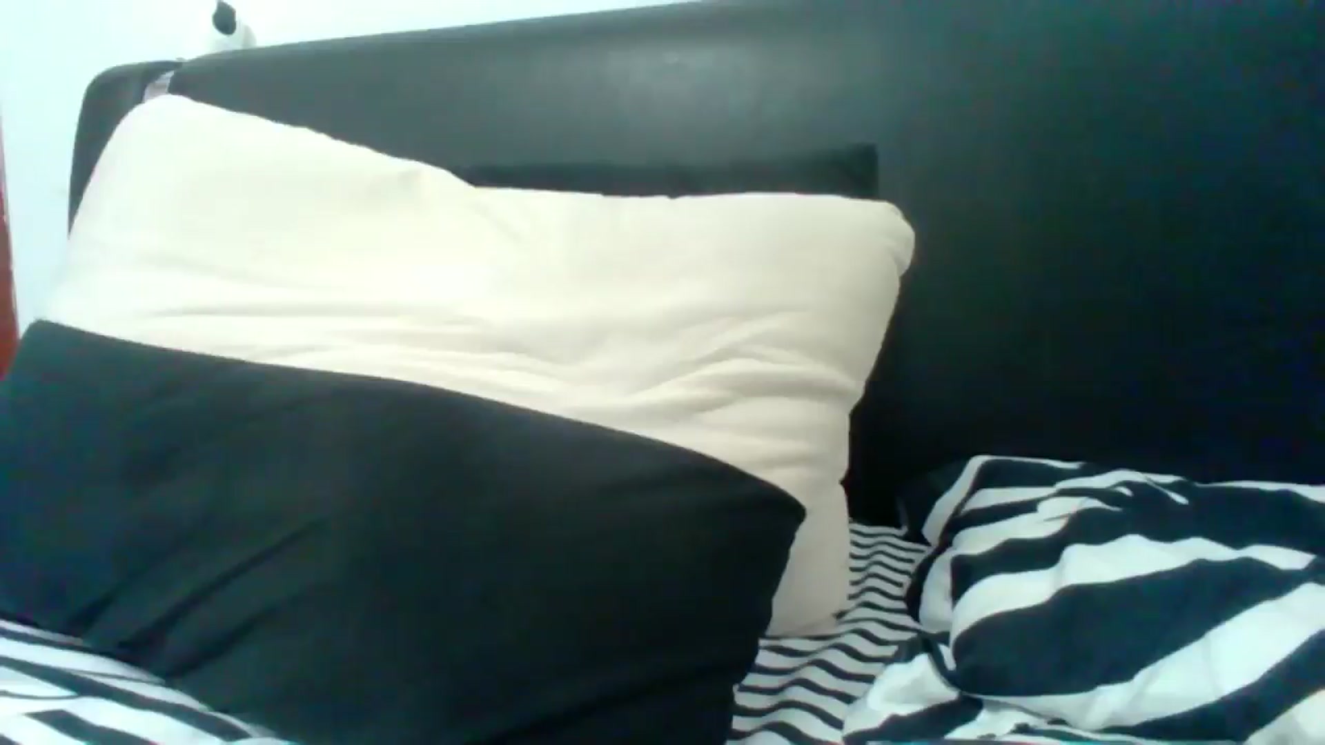 Gallery image thumbnail from LittleVirginX's myfreecams stream on, 09/10/2025, 12:22 image 10 of 20