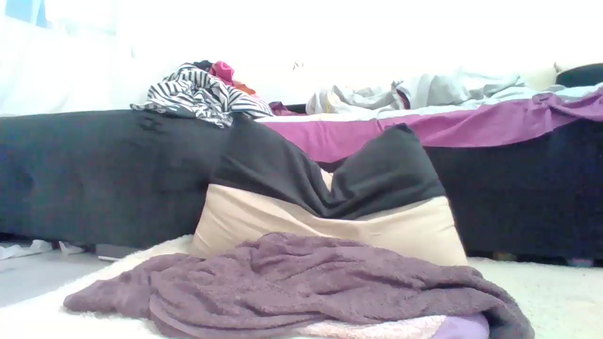 Gallery image thumbnail from LittleVirginX's myfreecams stream on, 10/15/2025, 12:06 image 20 of 20