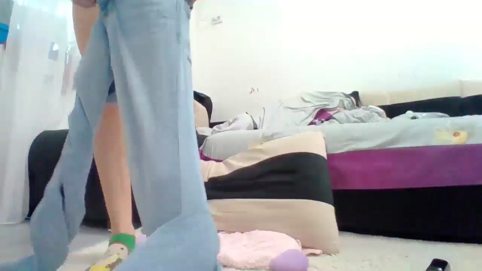Gallery image thumbnail from LittleVirginX's myfreecams stream on, 10/17/2025, 06:44 image 18 of 20