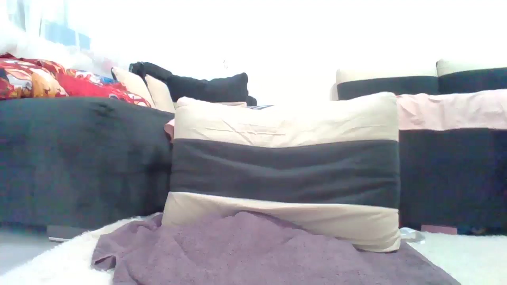 Gallery image thumbnail from LittleVirginX's myfreecams stream on, 11/11/2025, 11:50 image 4 of 20