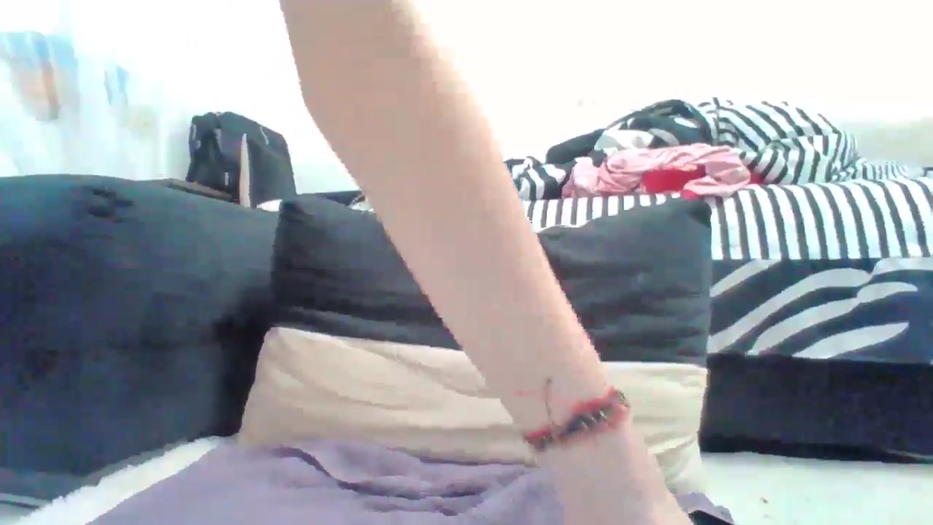 Gallery image thumbnail from LittleVirginX's myfreecams stream on, 12/10/2025, 07:27 image 12 of 20