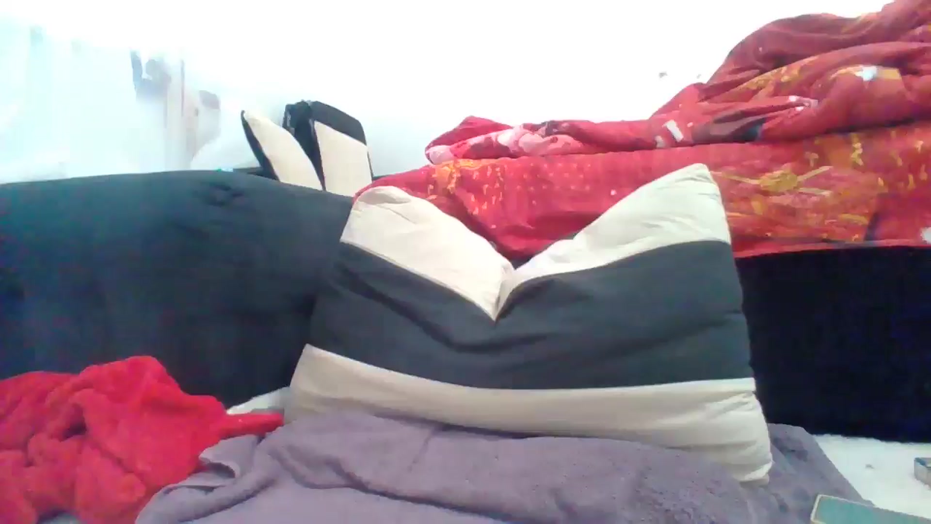 Gallery image thumbnail from LittleVirginX's myfreecams stream on, 01/14/2026, 12:37 image 10 of 20