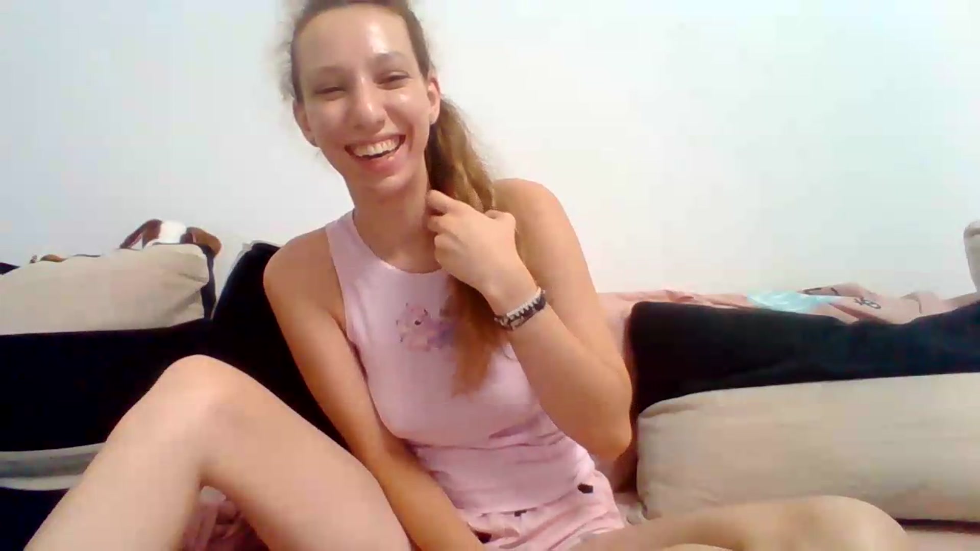 Gallery image thumbnail from LittleVirginX's myfreecams stream on, 08/07/2026, 21:17 image 18 of 20