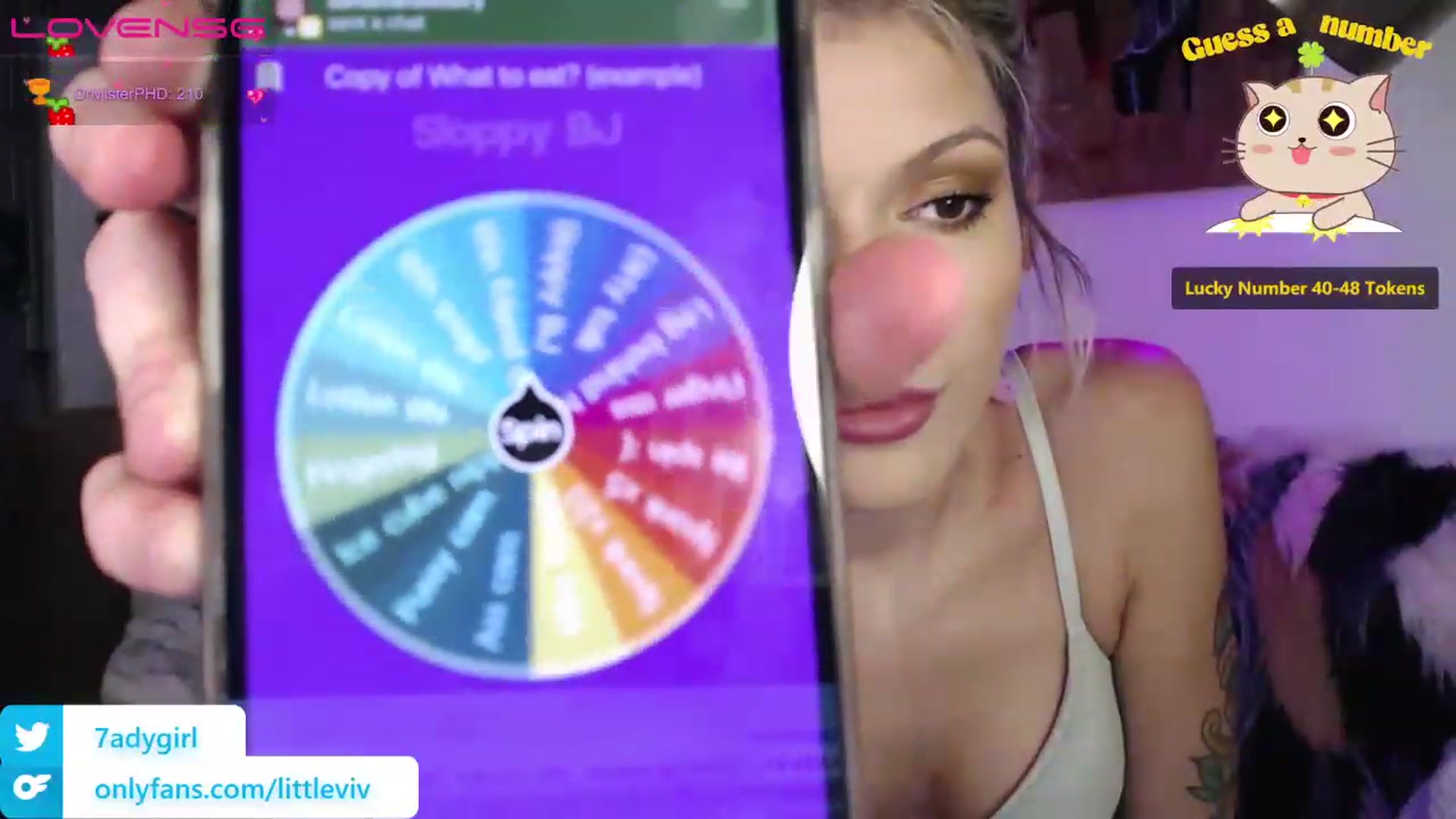 Gallery image thumbnail from LittleViv's myfreecams stream on, 11/29/2022, 14:31 image 4 of 20