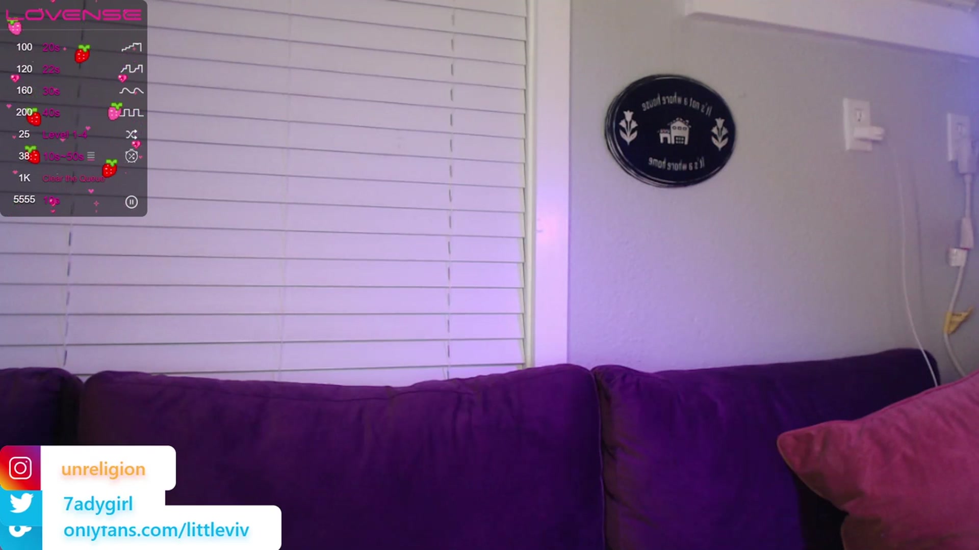 Gallery image thumbnail from LittleViv's myfreecams stream on, 07/08/2023, 03:38 image 11 of 20
