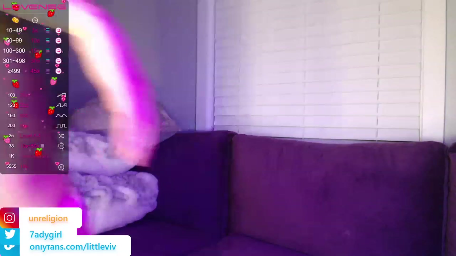 Gallery image thumbnail from LittleViv's myfreecams stream on, 07/08/2023, 05:14 image 17 of 20