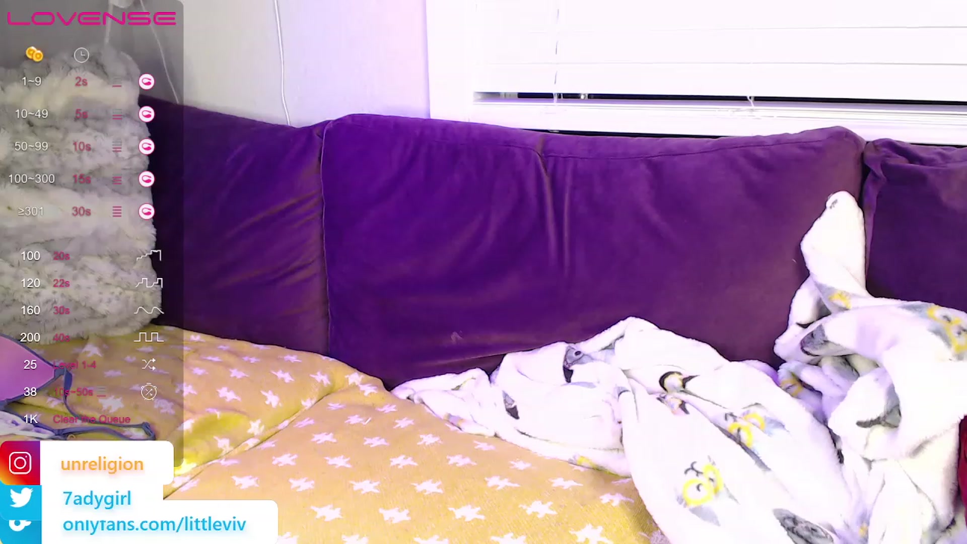 Gallery image thumbnail from LittleViv's myfreecams stream on, 07/29/2023, 09:40 image 9 of 20