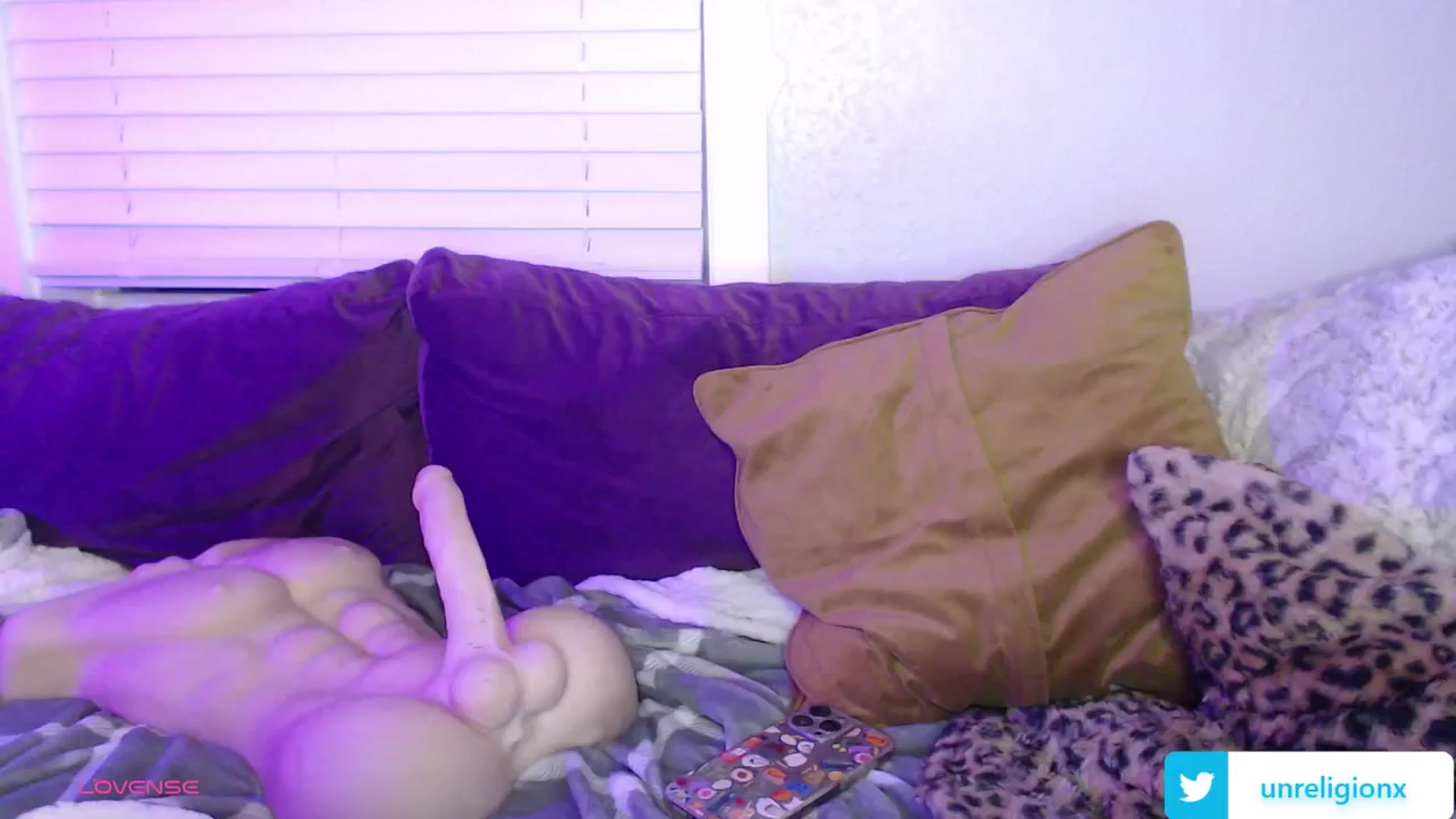 Gallery image thumbnail from LittleViv's myfreecams stream on, 01/14/2025, 06:58 image 19 of 20