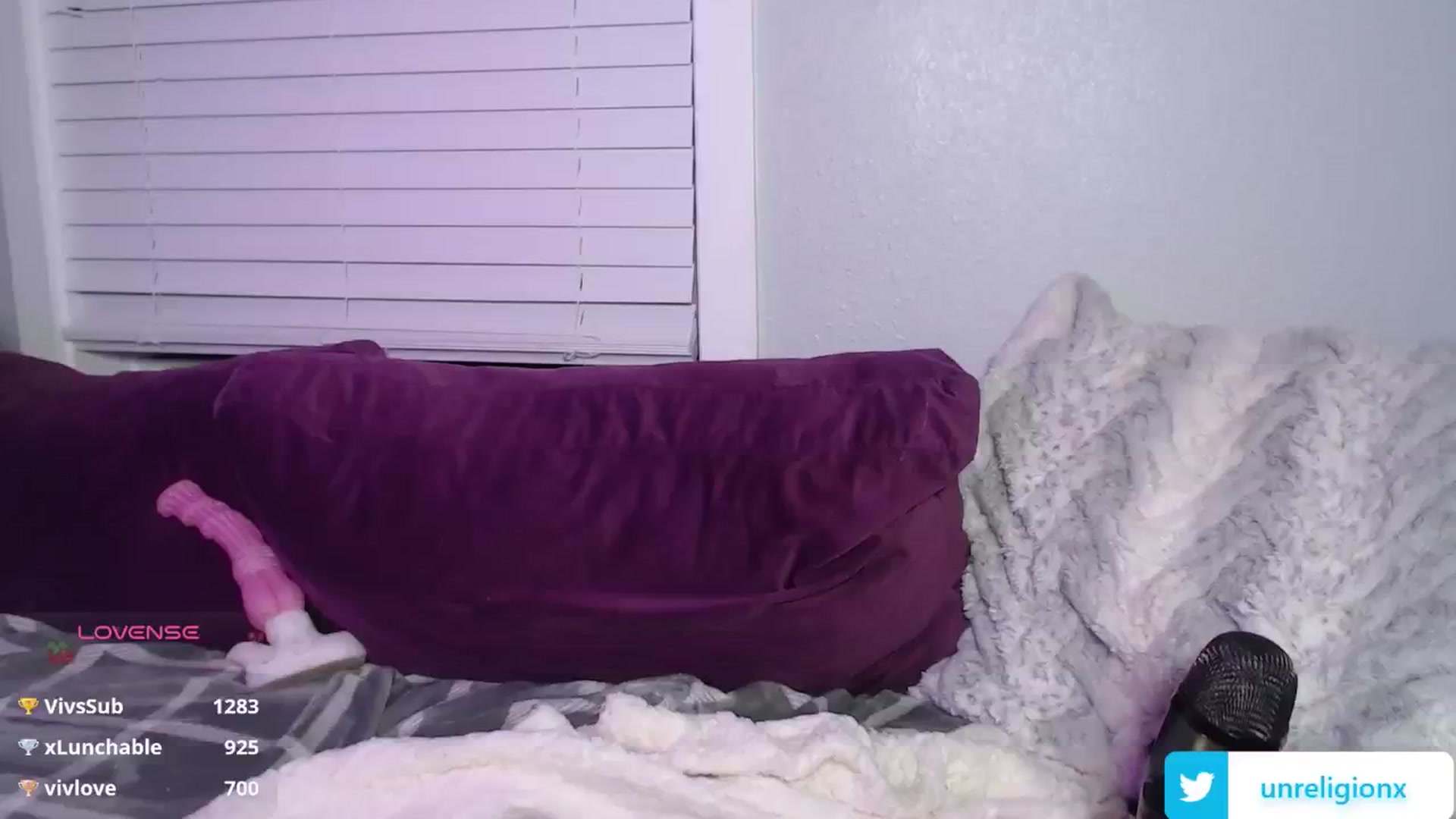 Gallery image thumbnail from LittleViv's myfreecams stream on, 01/18/2025, 07:12 image 19 of 20