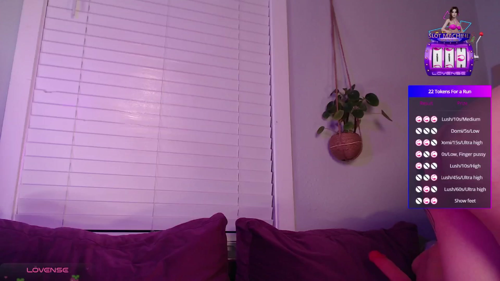 Gallery image thumbnail from LittleViv's myfreecams stream on, 02/05/2025, 07:53 image 6 of 20