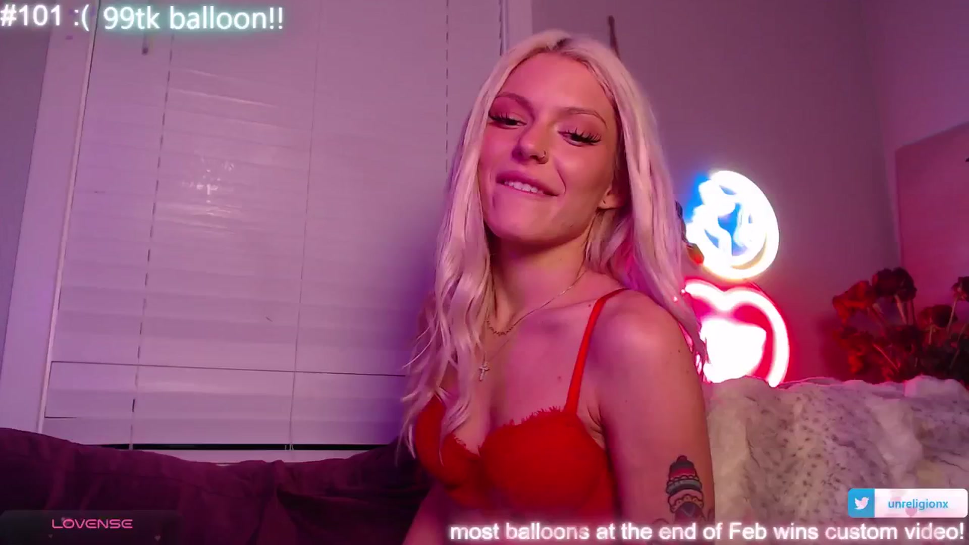 Gallery image thumbnail from LittleViv's myfreecams stream on, 02/10/2025, 07:36 image 8 of 20