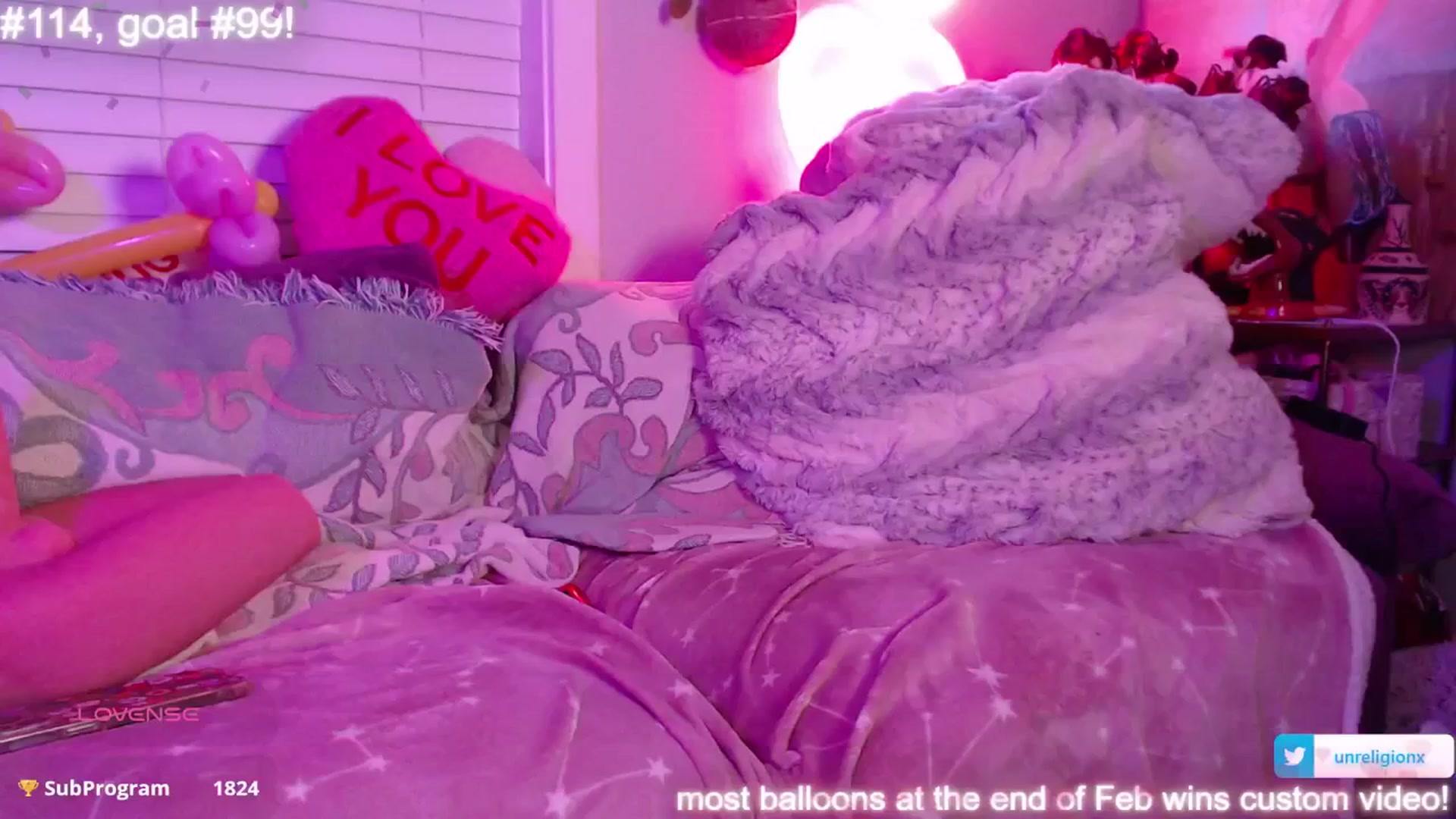 Gallery image thumbnail from LittleViv's myfreecams stream on, 02/14/2025, 04:32 image 7 of 20