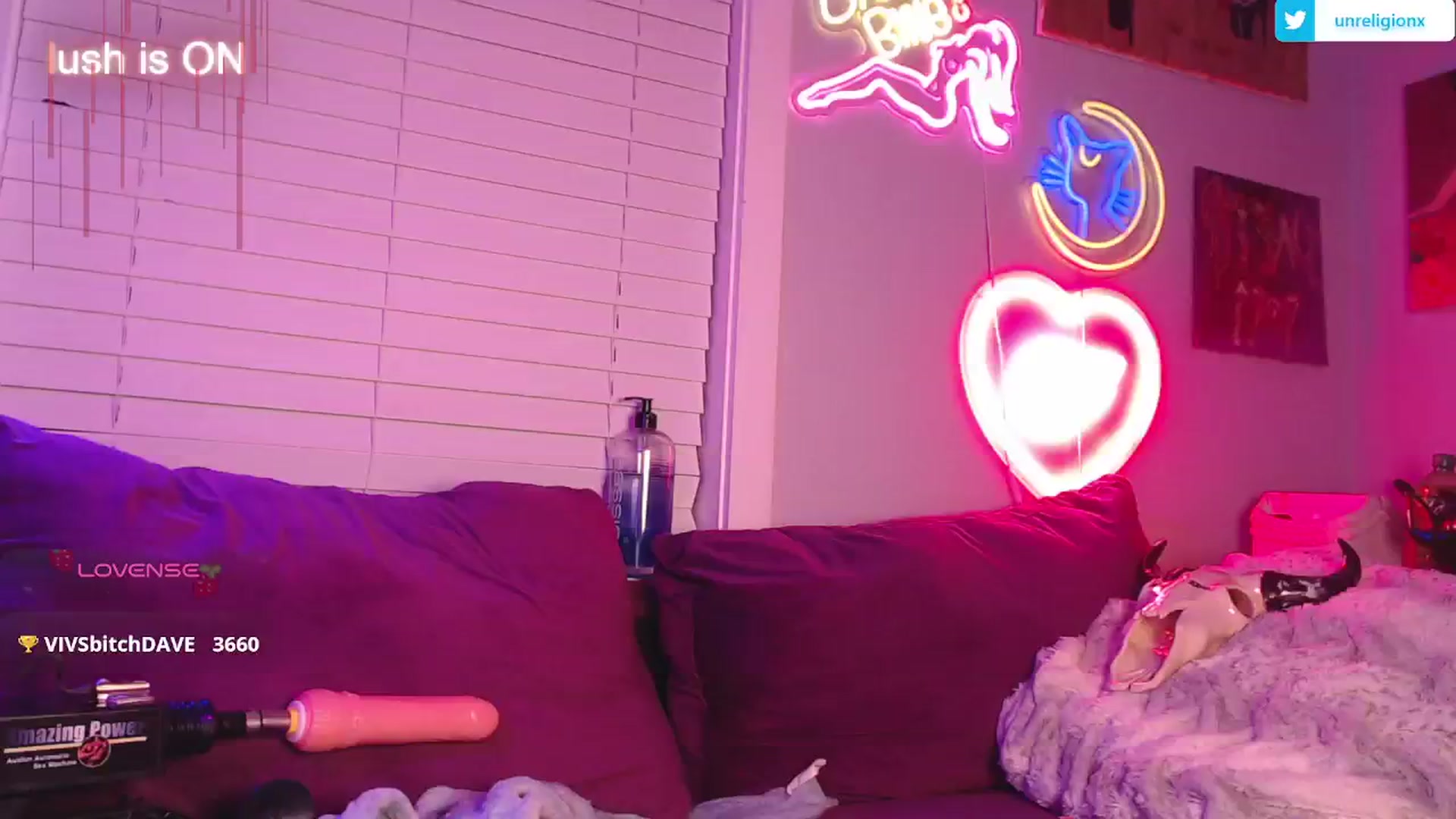 Gallery image thumbnail from LittleViv's myfreecams stream on, 03/22/2025, 07:29 image 20 of 20